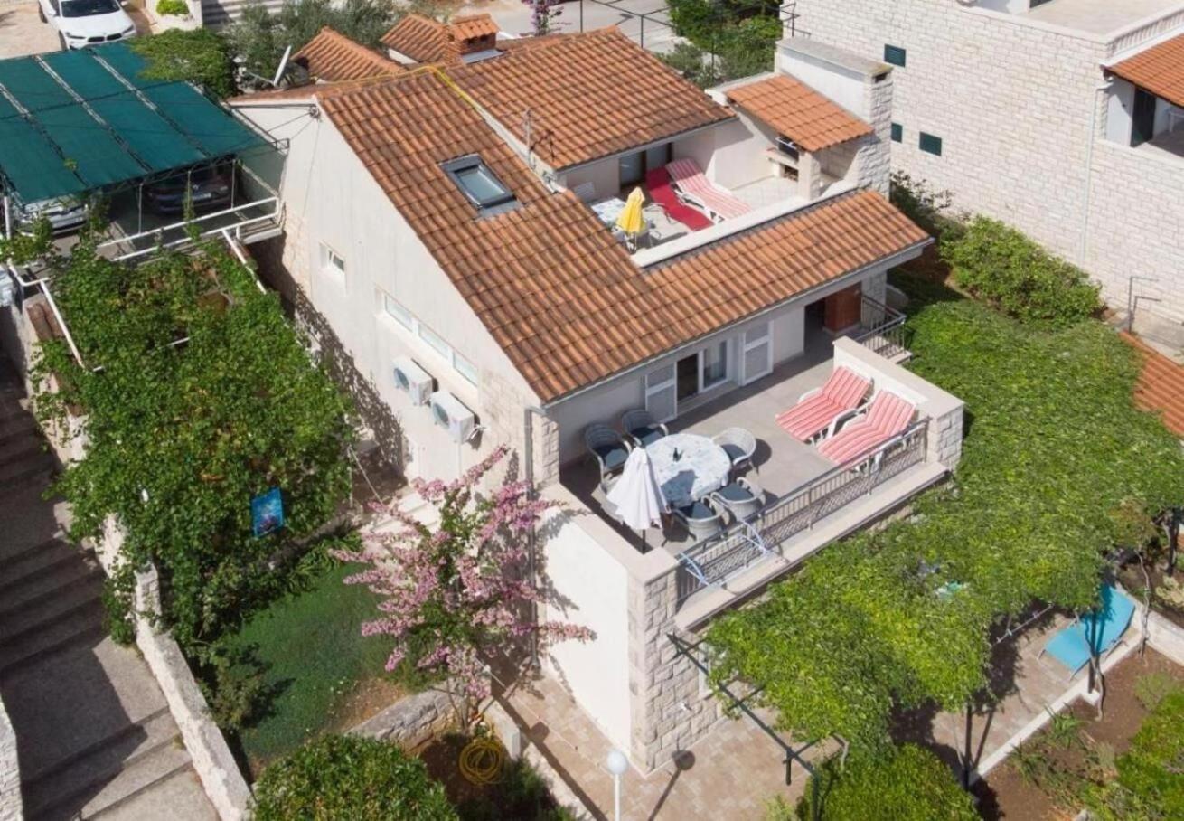 Apartments Damir - 80 M From Beach 포스티라 외부 사진